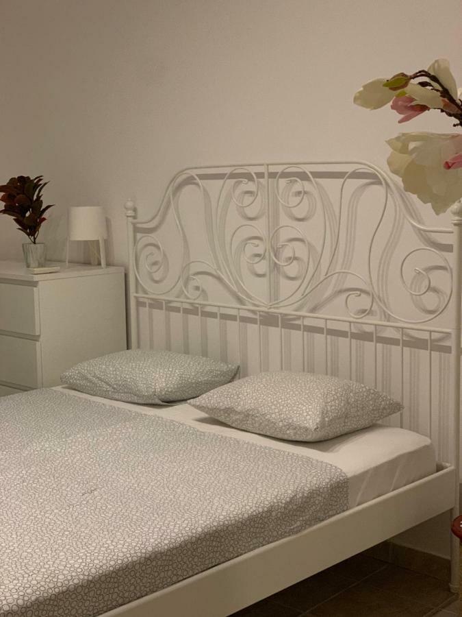 Apartments Lux Pag Pag Town Zewnętrze zdjęcie